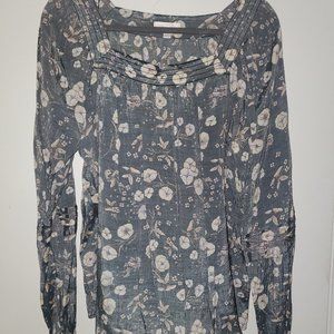 Long sleeve floral blouse size XL